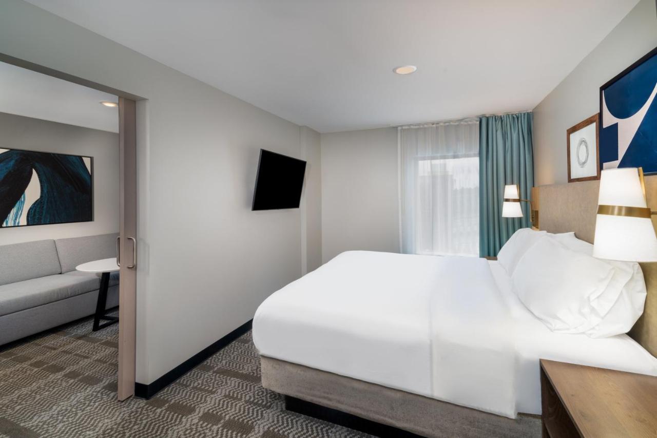 One-Bedroom King Suite with Sofa Bed
